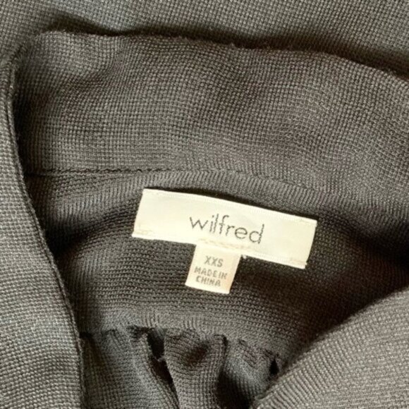 Aritzia Wilfred  Blouse 3/4 Length Sleeve Black Button Front Collared Size XXS - Picture 12 of 15